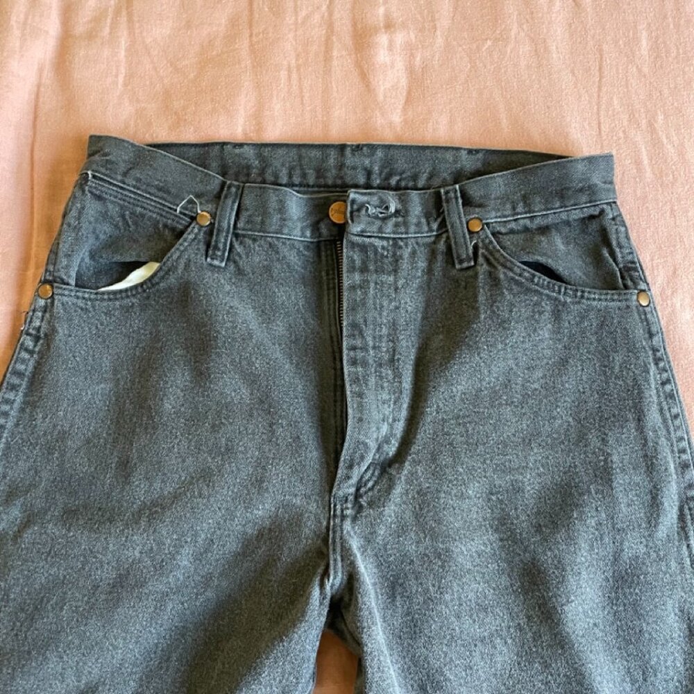 Wrangler Size 31x36 Cowboy Cut Mens Black Jeans in Shadow Black